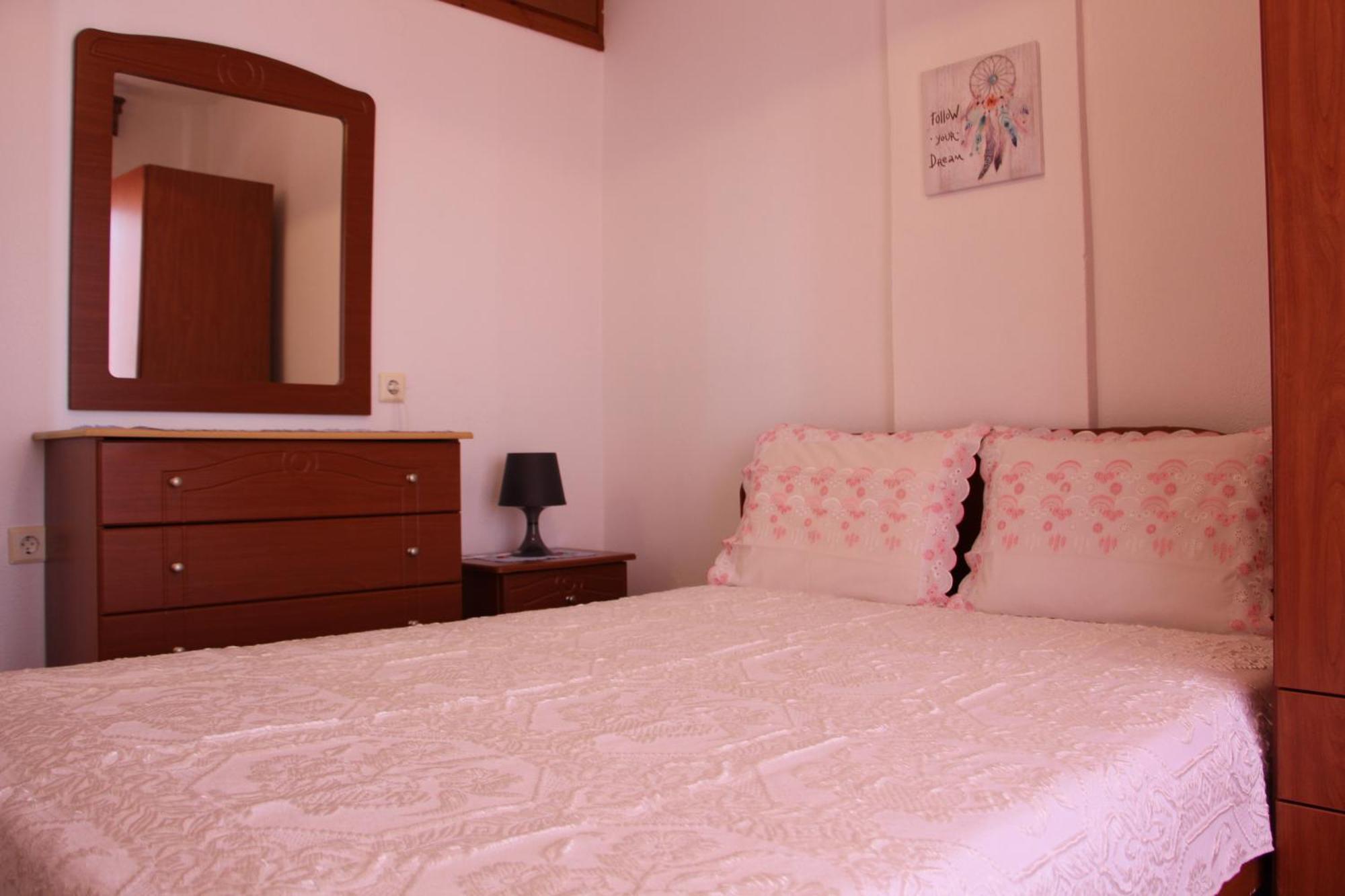 Matina'S Apartments Принос Номер фото